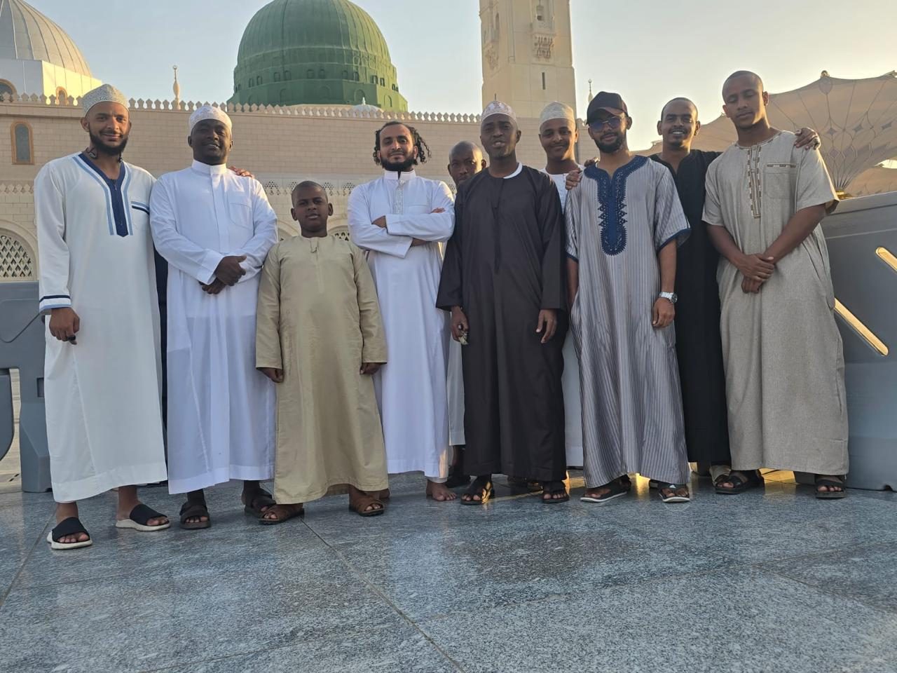 Masjid Nabawi in front of the Green Dome
